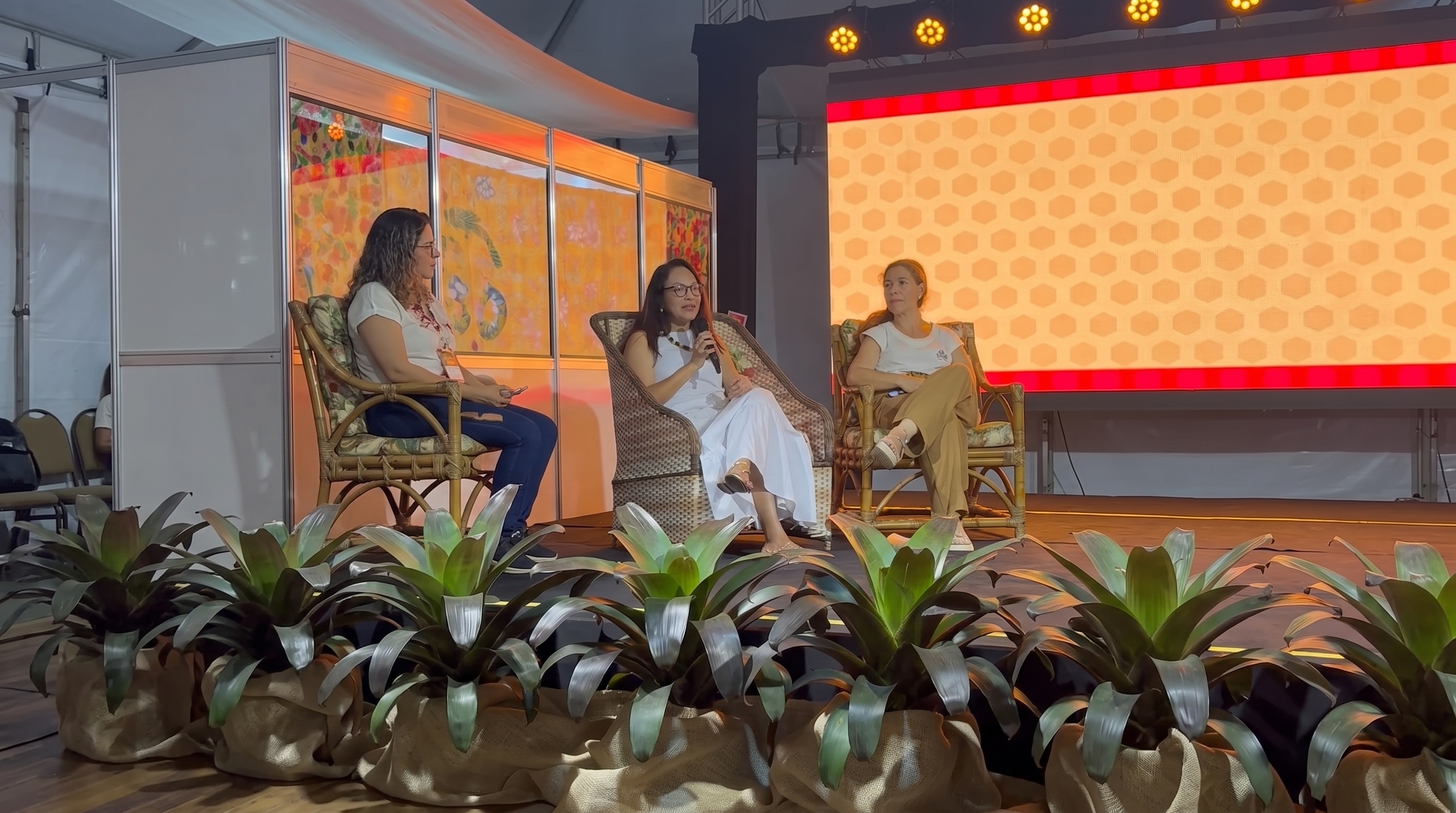 Marcia Nogueira debate economia criativa feminina e oportunidades para a Amazônia na Casa Santarém